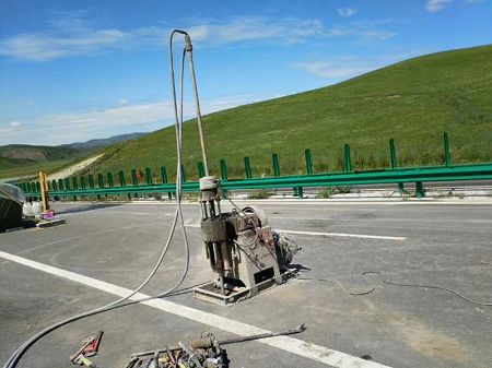 观山湖公路地基基础注浆加固